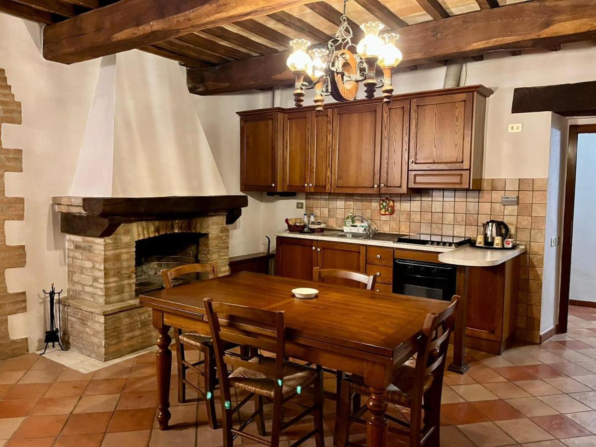 Agriturismo Le Querciole In Val D'Orcia Bagno Vignoni Luaran gambar